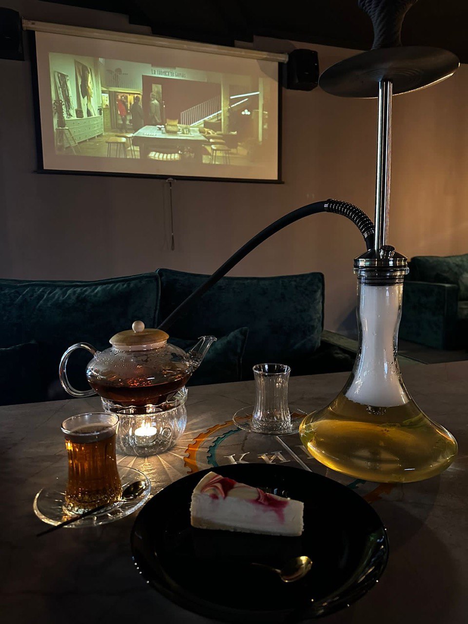 Чаша на ананасе